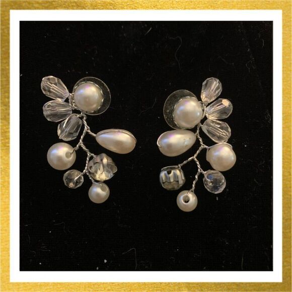 3/$20 Hand Crafted BEADED Dangle HANDMADE Silver Wire PEARL EARRINGS - Picture 1 of 1